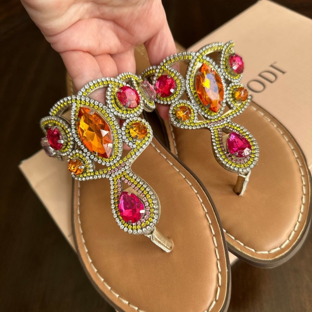 New 7 7.5 Thalia Sodi Willa Bejeweled Sandals Hot Pink Gild Crystals
